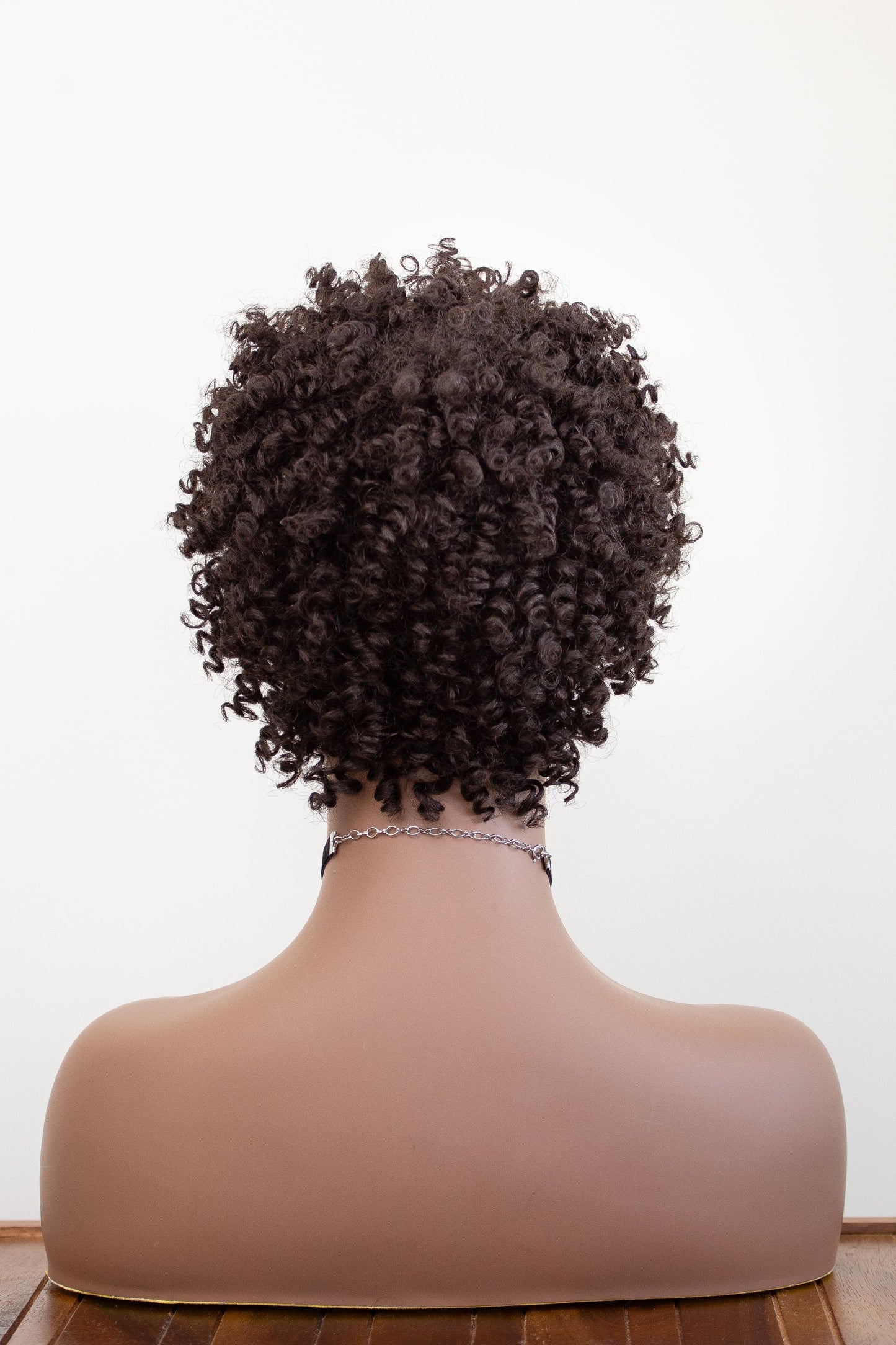 jasmine dark brown wig back